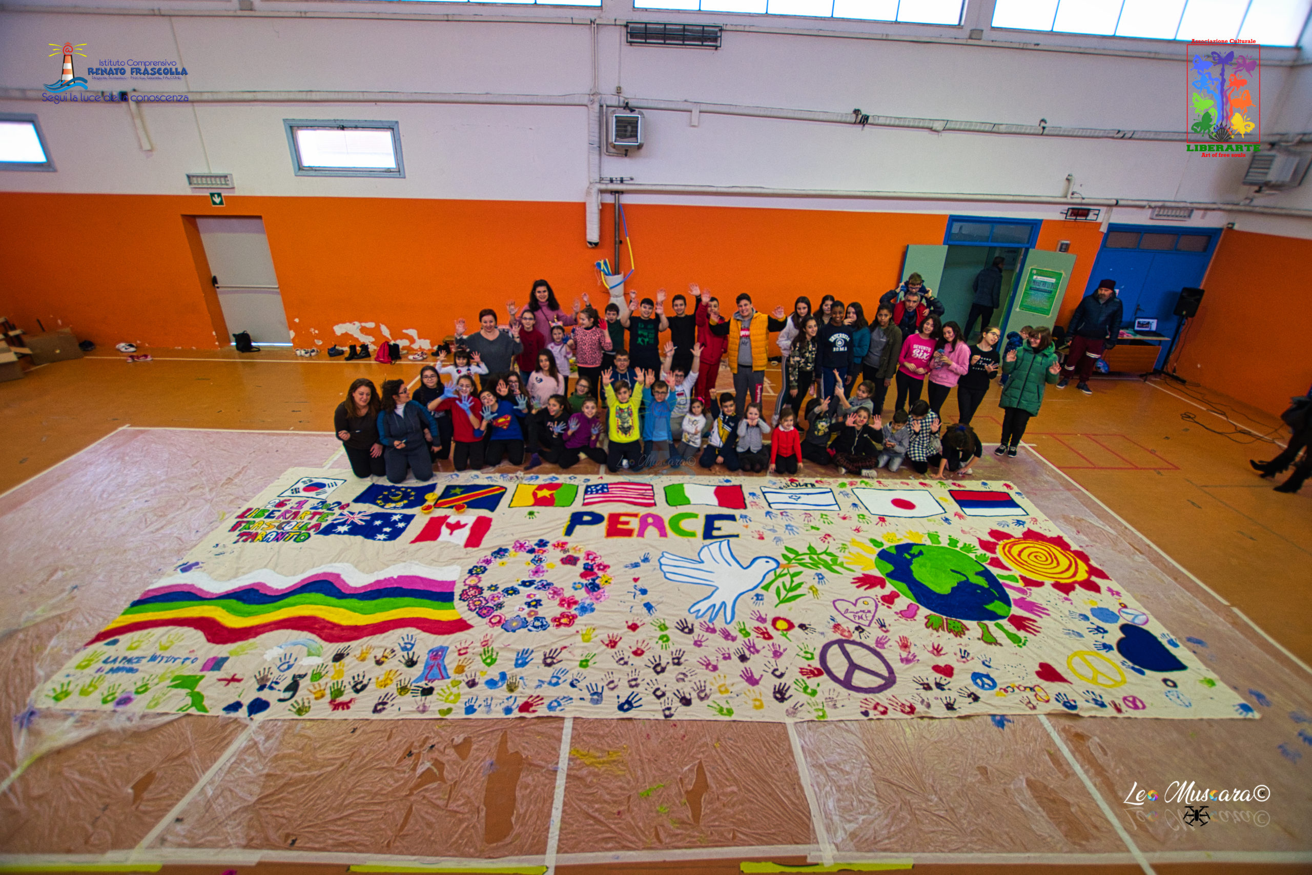 UN MURALE PER LA PACE PER KIDS’ GUERNICA